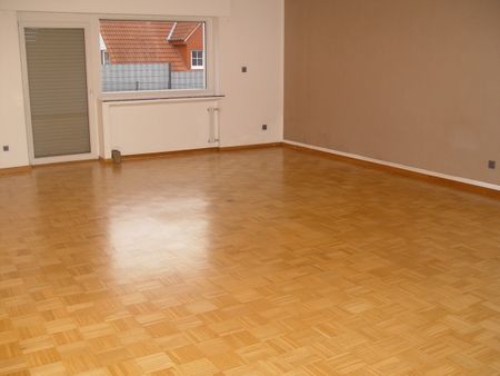 Gepflegte Wohnung mit Terrasse - Photo 4