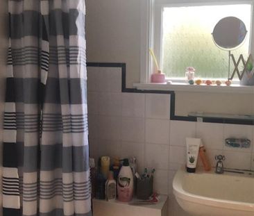 Family Home Three Bedrooms Meadowbank - Photo 6