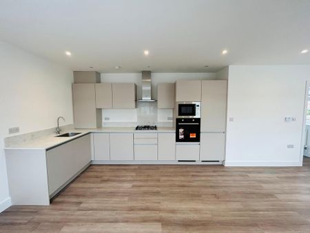 2 bedroom apartment to rent - Photo 4