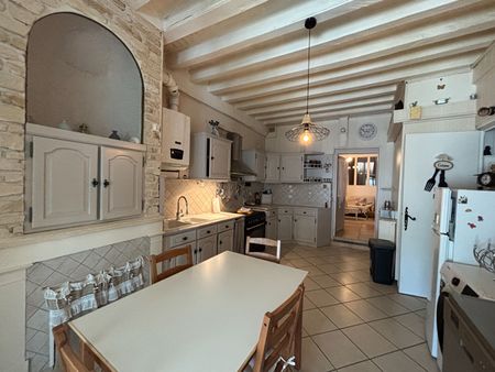 Location Maison 5 pièces 134m² - Photo 5