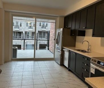 For Lease - 2906 Whites Road, Pickering, Ontario - Photo 4