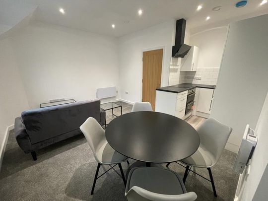 1 bedroom flat to rent - Photo 1