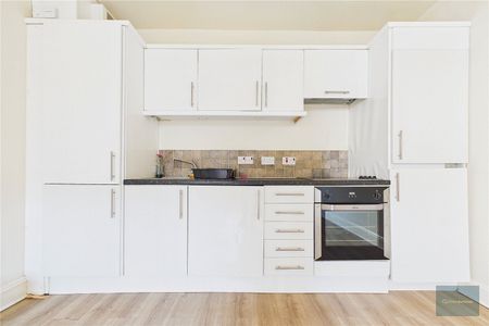 Flat 4 Kingsley House, 139-141 Cotham Brow, Bristol, BS6 - Photo 5