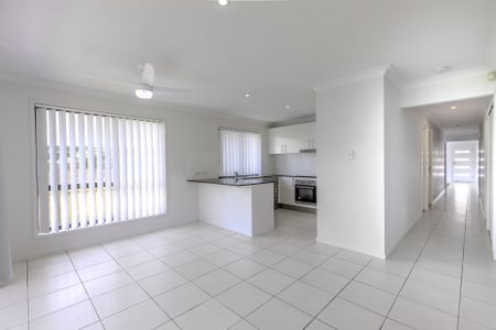 21 Gordon Crescent, Mango Hill. - Photo 3