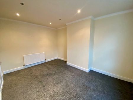 Hayleigh Avenue, Leeds - Photo 4