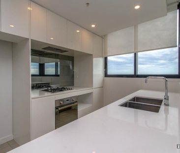 Executive 2 Bedroom Apartment - Photo 6