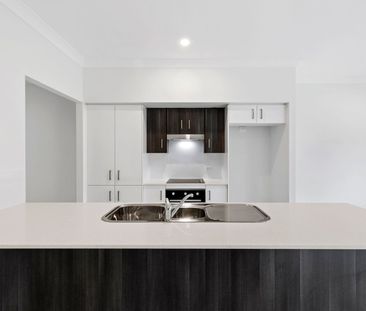 3B Brookwater Crescent, 2539, Mollymook Beach Nsw - Photo 4