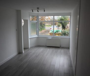 4 bedroom semi-detached house to rent - Photo 1