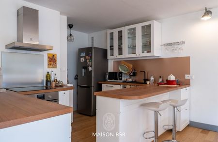 Charlotte, un appartement T3 meublé - Boulevard Gabriel Guist'Hau - Photo 3