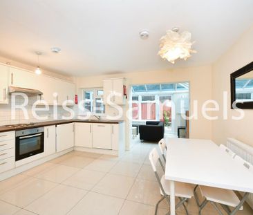5 bedroom terraced house to rent - Photo 1