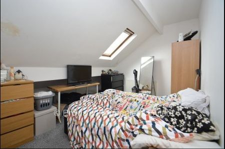 4 Bedroom Rent Headingley - Photo 2