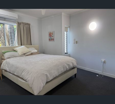 5/105-107 Collins Avenue, Edge Hill, Qld 4870 - Photo 2