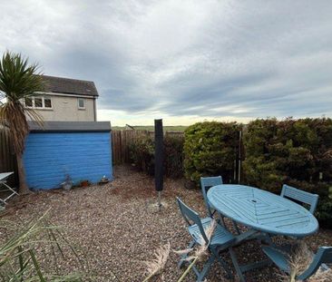 2 bedroom semi-detached house to rent - Photo 4