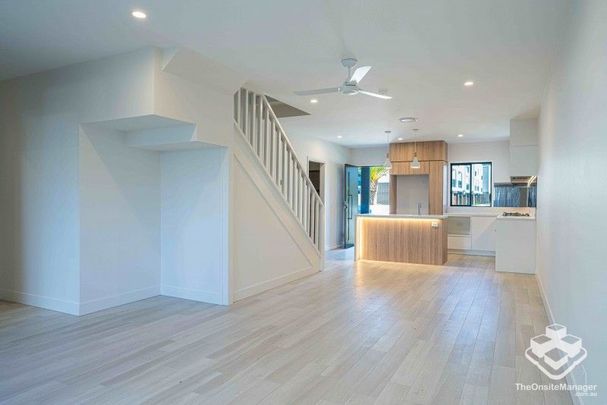 Create Listing - Photo 1