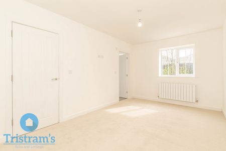 Lacewood Close, Bestwood Village - Photo 3