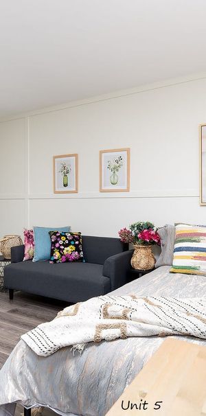 Self contained studio style - Furnished Unit in Bald Hills -Bills Included! - Photo 1