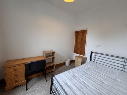 Neville Terrace, The Groves - P1814 - Photo 1