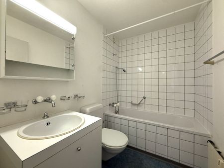 Helle 4.5 Zimmer Wohnung mit Balkon - Foto 5