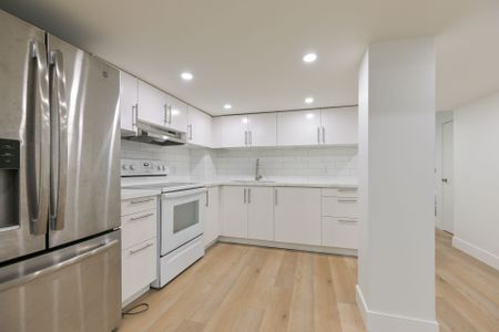 For Lease - 8 Mcnally Street, Halton Hills, Ontario - Photo 3