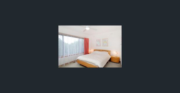 Charming 3 Bedroom Home - Photo 1