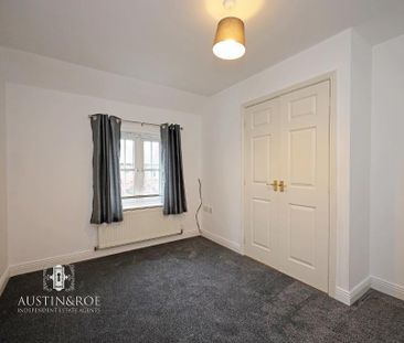 3 bedroom end of terrace house to rent - Photo 3