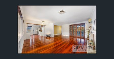 Charming and cozy home at 21 Avonlee Road - Photo 3