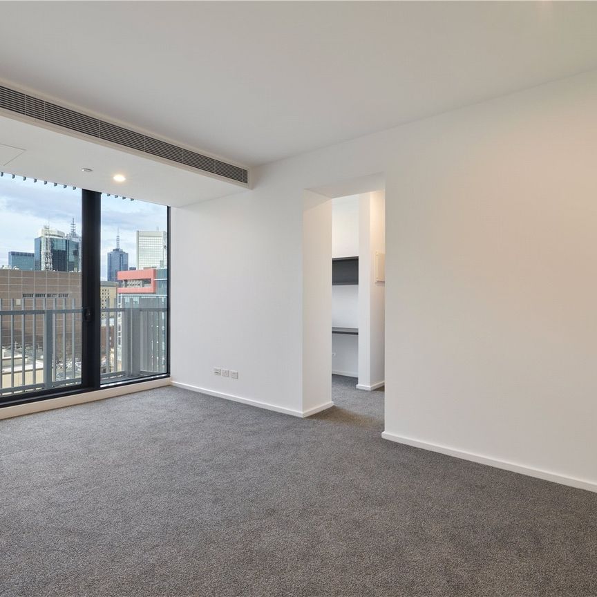 1607/560 Lonsdale Street - Photo 1