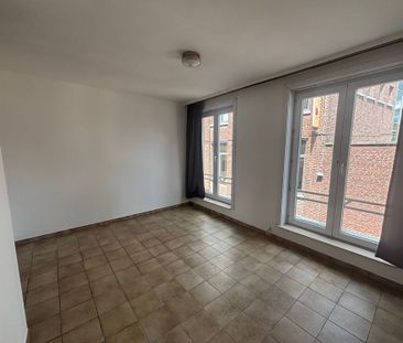Instapklaar appartement met gunstig EPC en terras in het centrum va... - Photo 5
