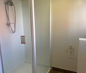 Quiet and sunny apartment. Close to hospital - Photo 6