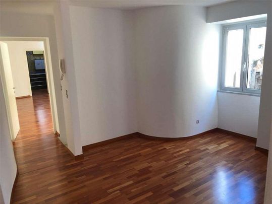 MELANO - In der Ortsmitte vermieten wir eine 4.5-Zimmer-Duplexwohnung - Foto 1