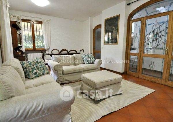 Villa in Affitto in Via Leonardo Da Vinci a Forte dei Marmi