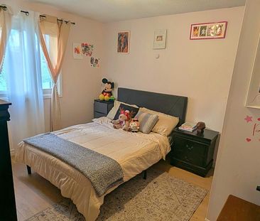 For Lease - 29 Fanshawe Drive, Brampton, Ontario - Photo 6