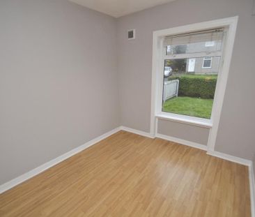 2 bedroom ground floor flat to rent - Photo 6