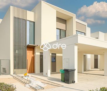 3 Bedroom Villa | Prime Location | Ready to move - Photo 1