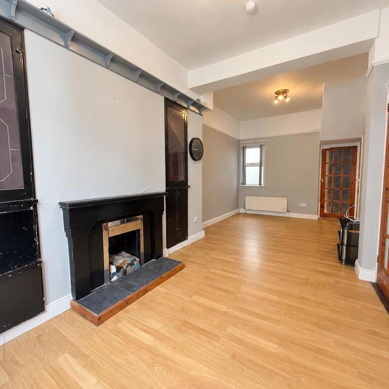 34 Thalia Street, Donegal Road, Belfast, BT12 5PT - Photo 1