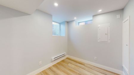 For Lease - 545 Northcliffe Boulevard Unit# Lower, Toronto, Ontario - Photo 4