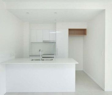 DON'T MISS OUT ON THIS BEAUTIFUL UNIT!! - Photo 2