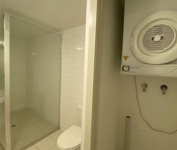 616/100 Harbour Esplanade - Photo 6