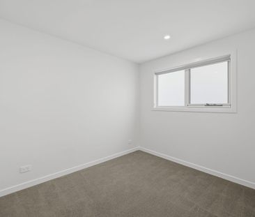 Moir Road Townhouse - Photo 3