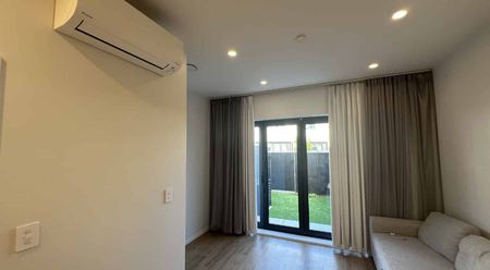 27/666B Great South Road, Ellerslie - Photo 2