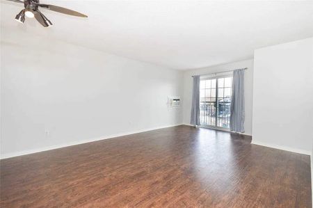 For Lease - 91 Aspen Springs Drive Unit# 304, Clarington, Ontario - Photo 4