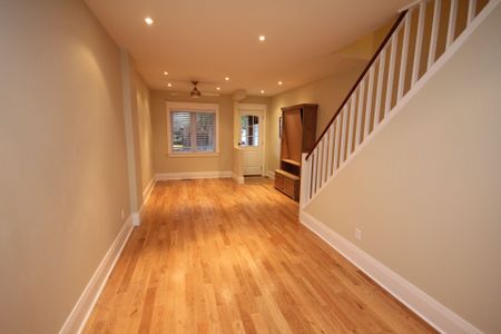 For Lease - 31 Hiawatha Road, Toronto, Ontario - Photo 5