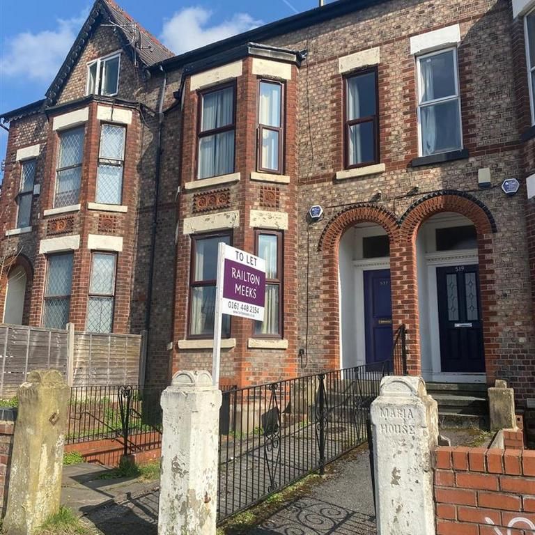 1 bedroom in a house share to rent - Photo 1