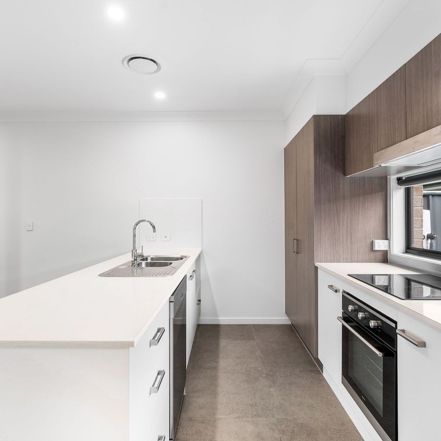 18/445 Boundary Road, Thornlands. - Photo 1