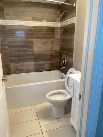 For Lease - 87 Lawrence Avenue Unit# Upper 3 bedroom, Toronto, Ontario - Photo 5