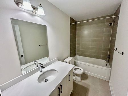 For Lease - 109 Clippers Crescent, Whitchurch-Stouffville, Ontario - Photo 4