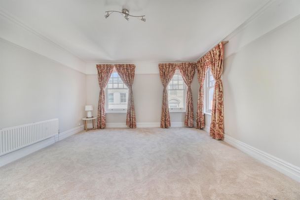 Fulham Road, . - Photo 1