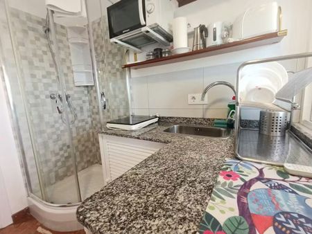 Plaza Doctor Barraquer, Sevilla, Andalusia 41009 - Photo 5