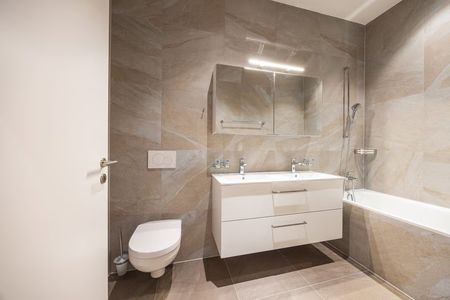 2.5 Zimmer, 80 m², 2. Stock - Photo 5