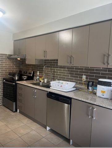 For Lease - 63 Cedar Wood Crescent, Brampton, Ontario - Photo 2